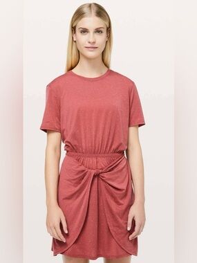 Lululemon Unwind Your Mind Dress Brick Rose White speckles Size 8?